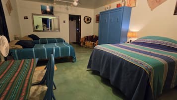 1 bedroom, in-room safe, free WiFi, bed sheets