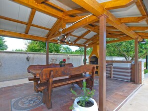 Outdoor dining - House 2069/33656 (Istria - Pula), 2400m from the beach (Pula)