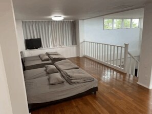 独立别墅, 无烟房 (Private Vacation Home) | 1 多间卧室、办公桌、免费 WiFi、床单