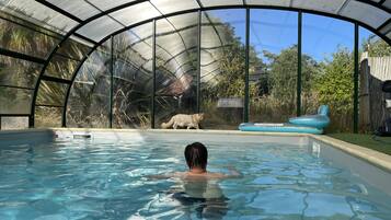 Innenpool, beheizter Pool