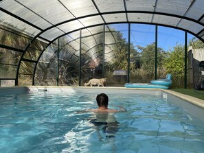 Innenpool, beheizter Pool