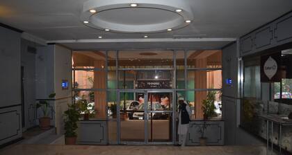 Hotel Shalimar