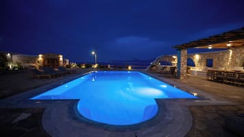 Villa | Pool