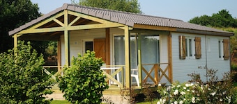 Between Cancale and Saint-Malo, comfortable bungalow in a bucolic setting