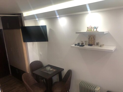 Sunny Hill Apartments Vila Yeti