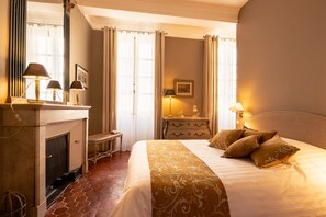 2 bedrooms, iron/ironing board, travel crib, free WiFi - La Suite N°3 Appt N°II Elégant au center Historique 2 Ch 2 Sdb Clim (Avignon)