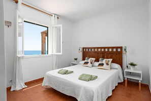 3 Schlafzimmer, Bügeleisen/Bügelbrett, Reisekinderbett, kostenloses WLAN