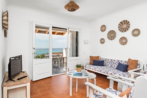 TV - Mercè - House in Biniancolla (Biniancolla)