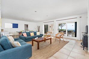 TV - Villa Llevant - Cala Galdana (Ferreries)