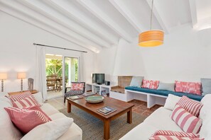 TV - Villa Sirena - Cap den Font (San Luis)