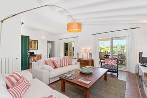 TV - Villa Sirena - Cap den Font (San Luis)