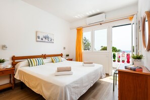 4 dormitorios, tabla de planchar con plancha, wifi gratis y ropa de cama