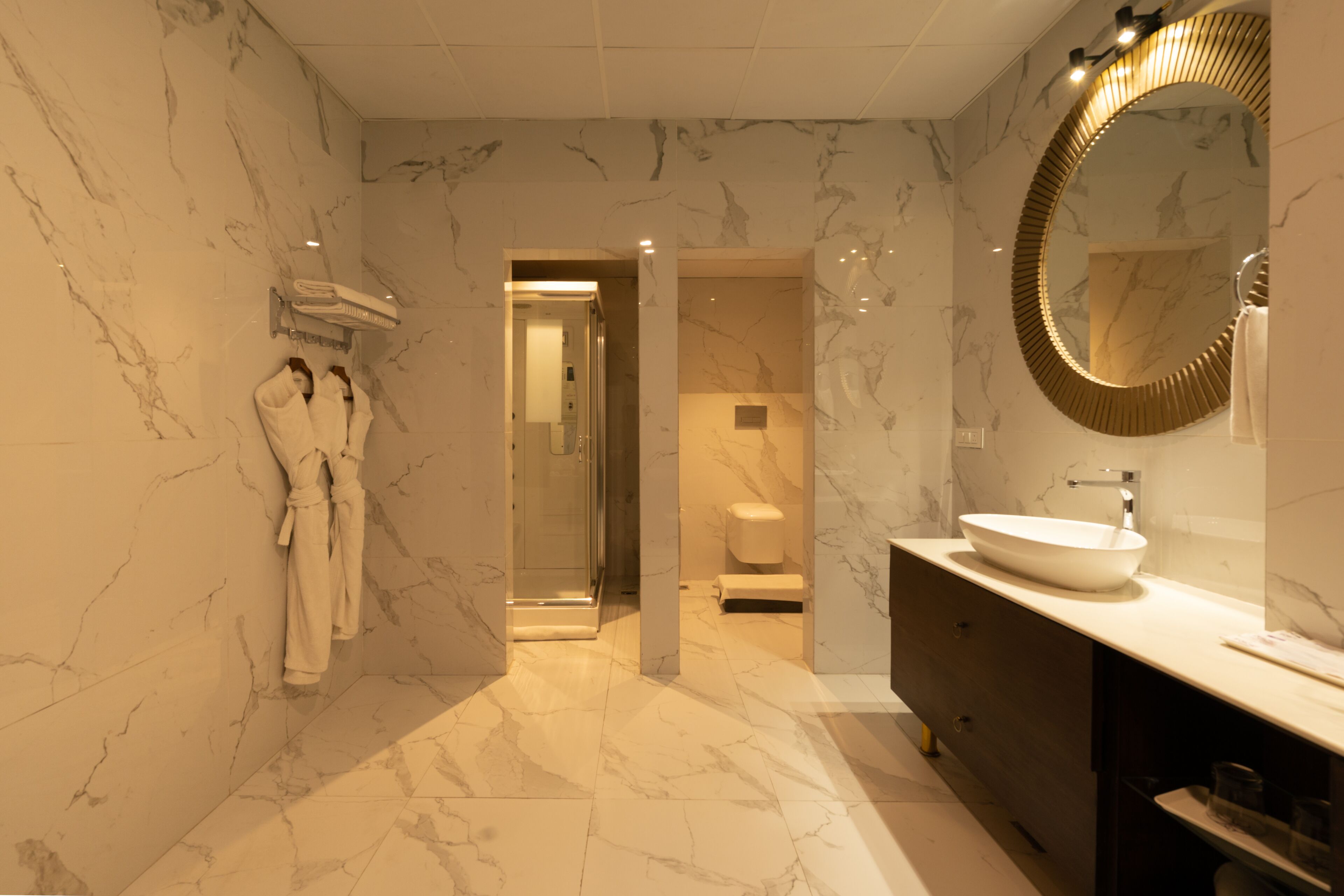 Mayflower Suite | Bathroom