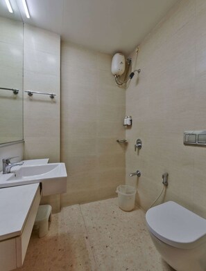 Bathroom - Bentley Hotel Churchgate (Mumbai)