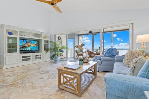 Captiva Hideaway on Old Lodge Lane