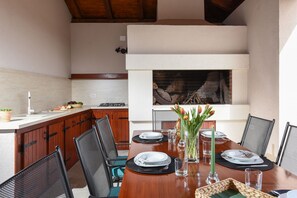 Villa, 3 Bedrooms, Private Pool, Mountain View | In-room dining - Villa Casa Kasijan (Sukosan)