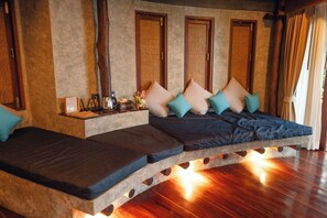 Room - View Point Resort (Koh Tao)