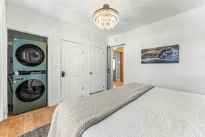 1 chambre, matelas mémoire de forme, Wi-Fi, draps fournis