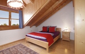 2 bedrooms, bed sheets