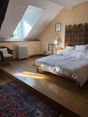 10 chambres, fer et planche à repasser, lit parapluie, Wi-Fi gratuit