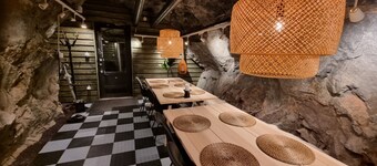 2 Bed Retreat - Sleeps 4 - Pets - Parking - Wifi