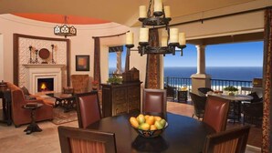 Dining - Amazing 3BR Villa Near the Sea in Cabo San Lucas (Cabo San Lucas)
