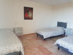 2 Schlafzimmer, Bügeleisen/Bügelbrett, WLAN, Bettwäsche