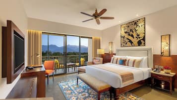 Down comforters, minibar, in-room safe, free WiFi