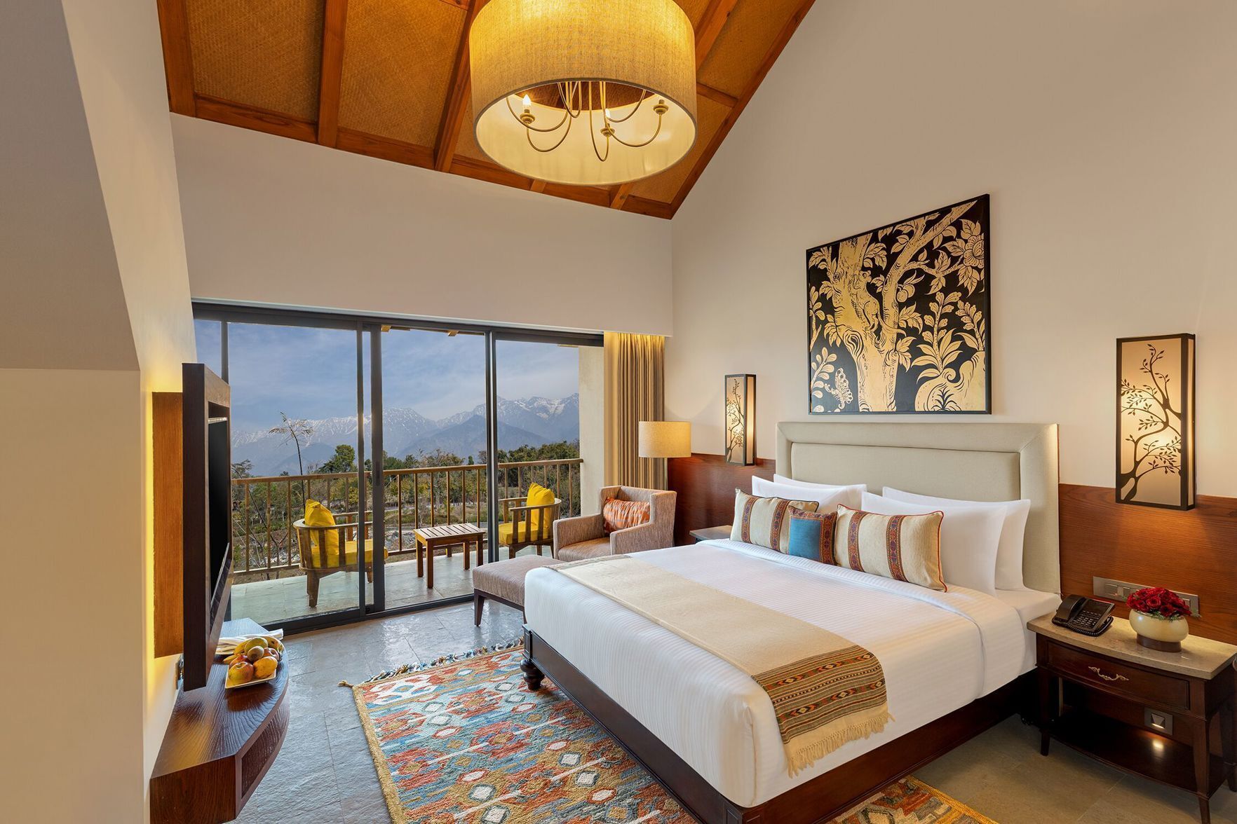 Down comforters, minibar, in-room safe, free WiFi