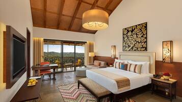 Down duvets, minibar, in-room safe, free WiFi