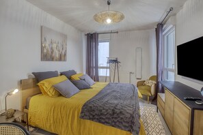1 chambre, fer et planche à repasser, Wi-Fi gratuit, draps fournis