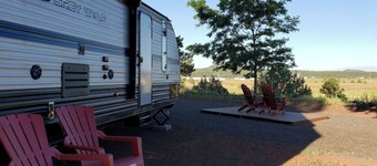 Grand Canyon RV Glamping Premium Suite (Glamping Getaway)