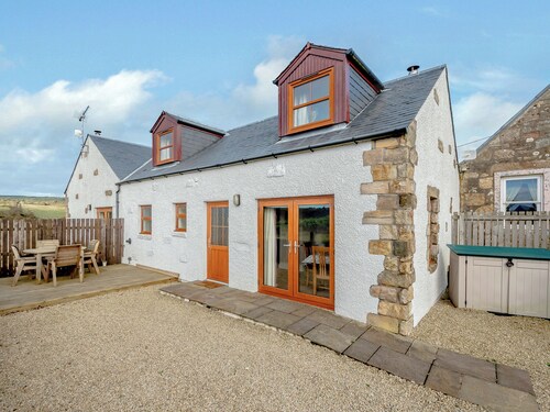3 bedroom accommodation in Kilmory