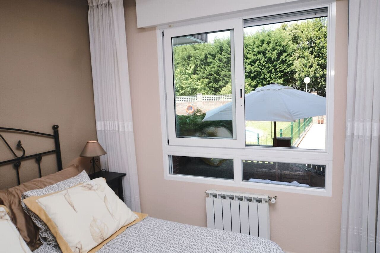 1 bedroom, iron/ironing board, bed sheets