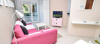 Apto con terraza y piscina - La Barrosa 5603