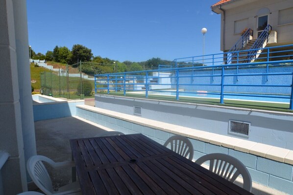 屋外ダイニングエリア