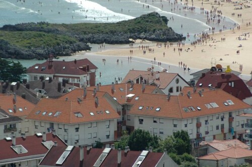 Bajo con piscina en la playa - Isla Playa 5700