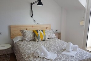 2 chambres, fer et planche à repasser, literie fournie