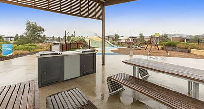 BOUTIQUE STAYS - Gumflower