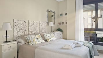 2 chambres, fer et planche Ă repasser, Wi-Fi gratuit, draps fournis