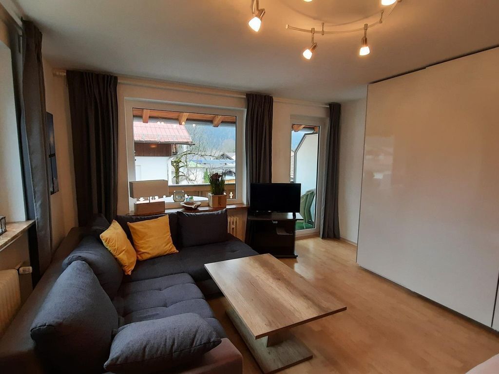 "Baierkar" Apartment / Living Room / Bedroom / Shower And Bath, Toilet - Isartaler Hoamat, House - Mittenwald