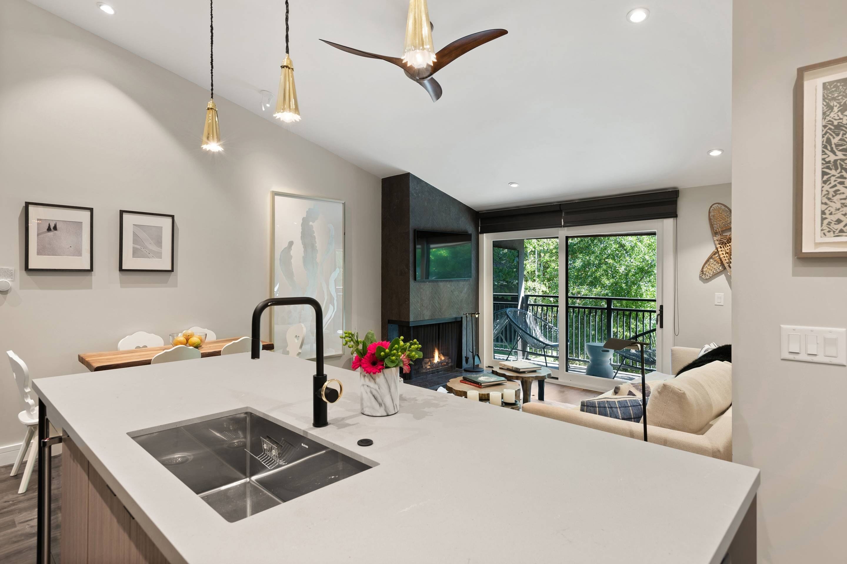 Condo (700 Monarch 302) | Living area | 40-inch flat-screen TV with cable channels