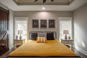 3 habitaciones, wifi gratis y ropa de cama