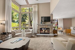 Condo (Mountain Queen #13) | Living area | 45-inch TV with cable channels, fireplace
