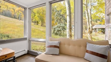 Condo (Mountain Queen #13) | Living area | 45-inch TV with cable channels, fireplace