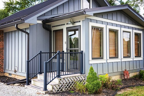 Welcome Race Fans! - Oversize Parking - Firepit - Mural - West Indy - Brownsburg