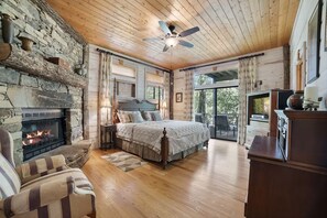 5 habitaciones, escritorio, tabla de planchar con plancha y wifi gratis