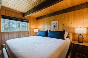 3 bedrooms, iron/ironing board, travel cot, free WiFi - Close to Wolf Creek, Fish San Juan River, Escape the Crowds (Pagosa Springs)
