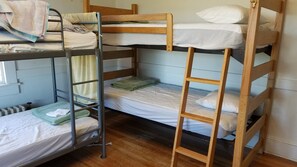 5 bedrooms, WiFi - Historic Coast Guard Station Just Steps from the Beach (Truro)