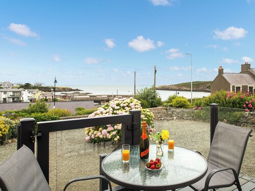 3 bedroom accommodation in Cemaes Bay